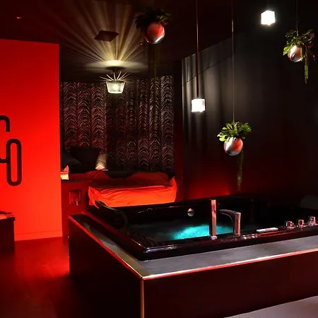 Le Clair Obscur נאנט