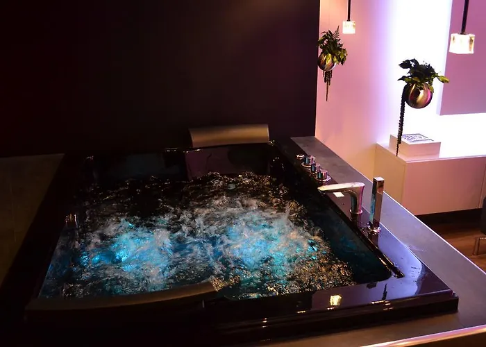 Le Clair Obscur נאנט